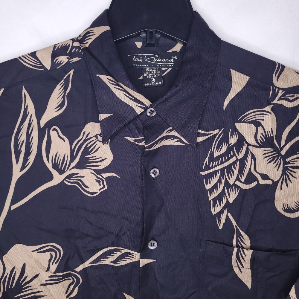 Tori Richard Hawaiian Shirt Mens Medium Black Floral Silk Short Sleeve